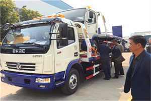 西红门汽车道路救援拖车价格